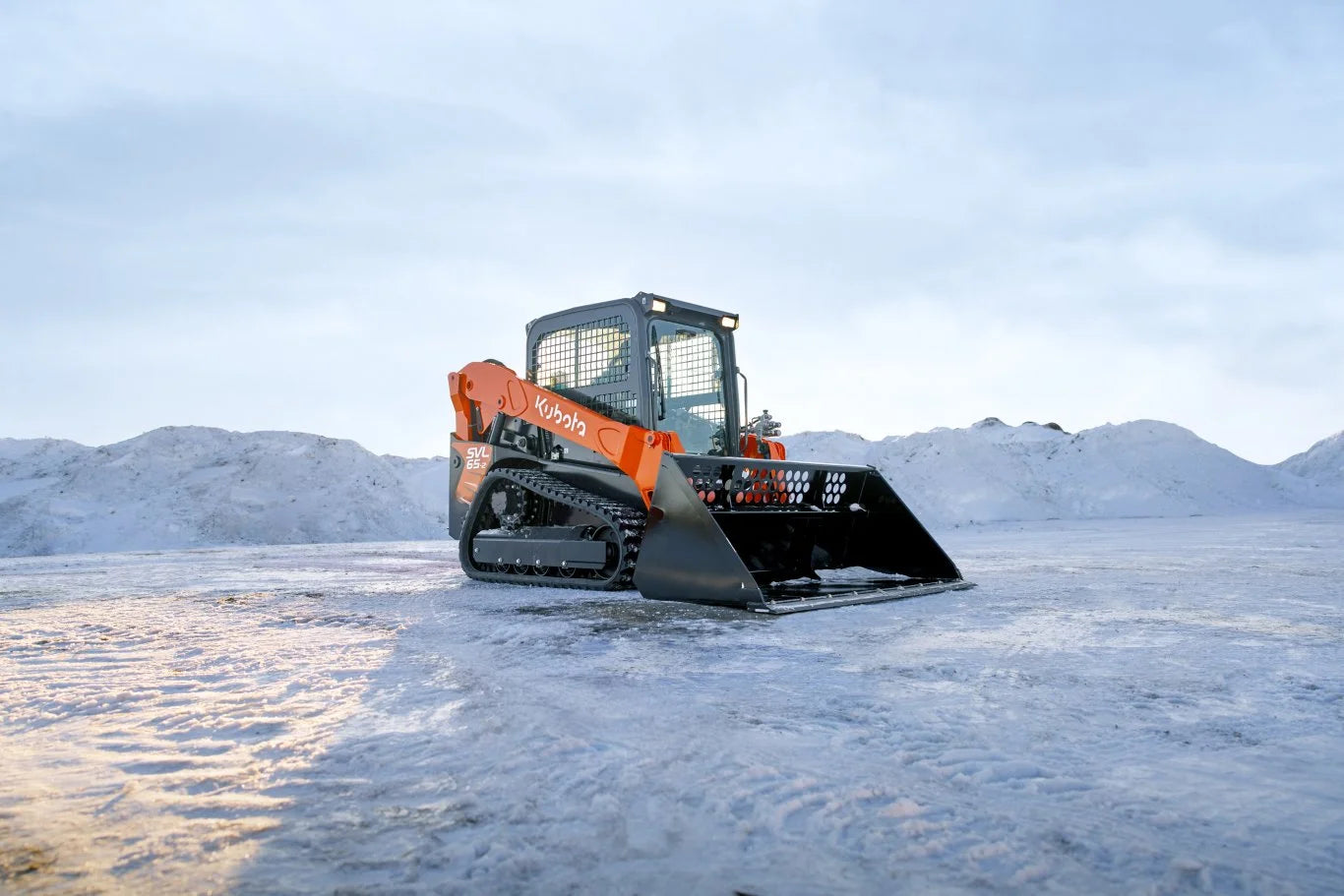 CHARGEUR KUBOTA SVL65