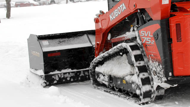 PELLE À NEIGE RÉVERSIBLE POUR SVL