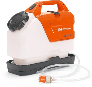 Battery water tank