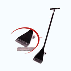 Roof shovel
