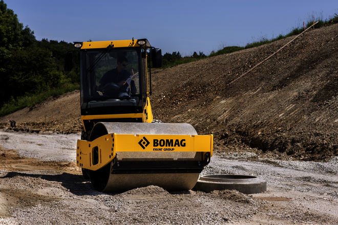 Rouleau compaction 66"