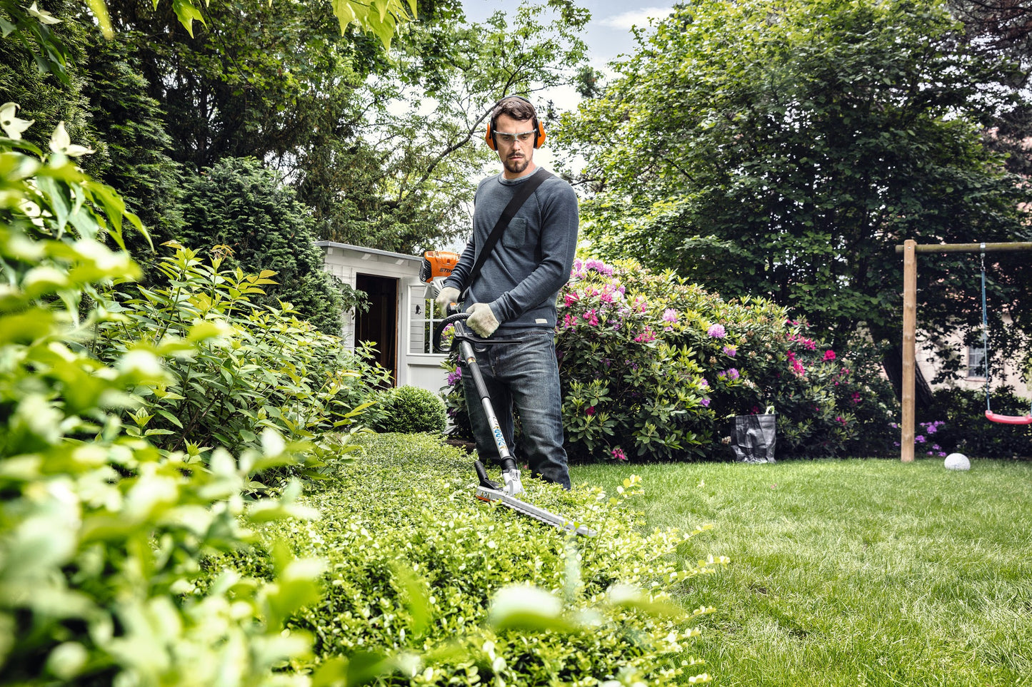 KM ACCESSOIRE - TAILLE-HAIE 0-135