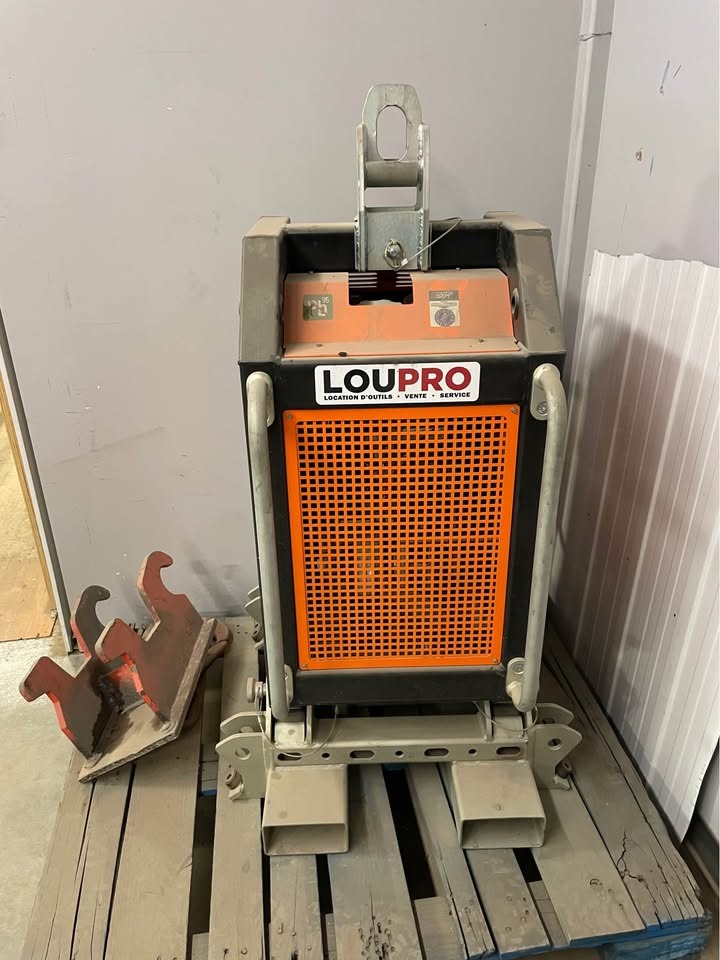 VENTOUSE À PAVÉ 8800 LBS WOLF4000